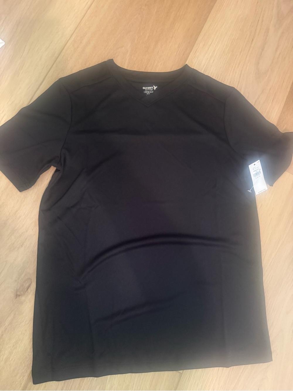 Old Navy Active Go-Dry Cool Black Short-Sleeve V neck Tee